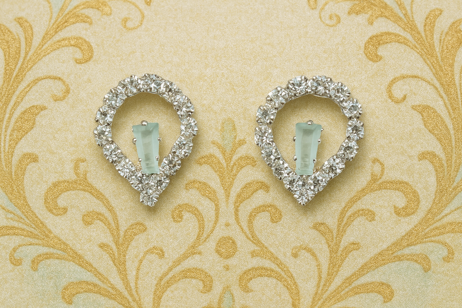 Sparkling Teardrop Diamond Necklace Set with Pastel Accents