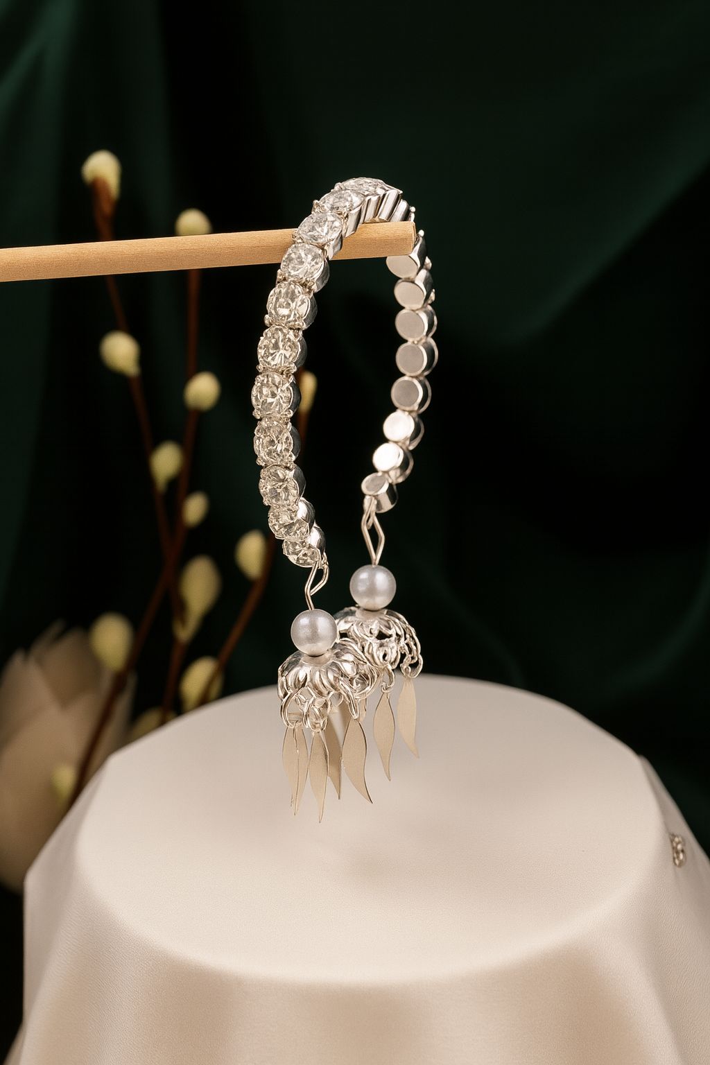 Elegant Silver Bracelet with Pearl and Leaf Dangling Charms