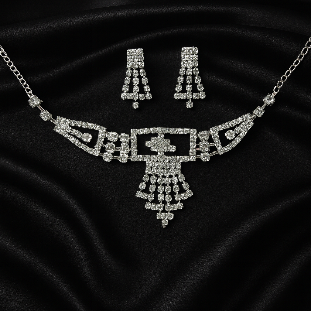 Elegant Diamond Chandelier Necklace Set