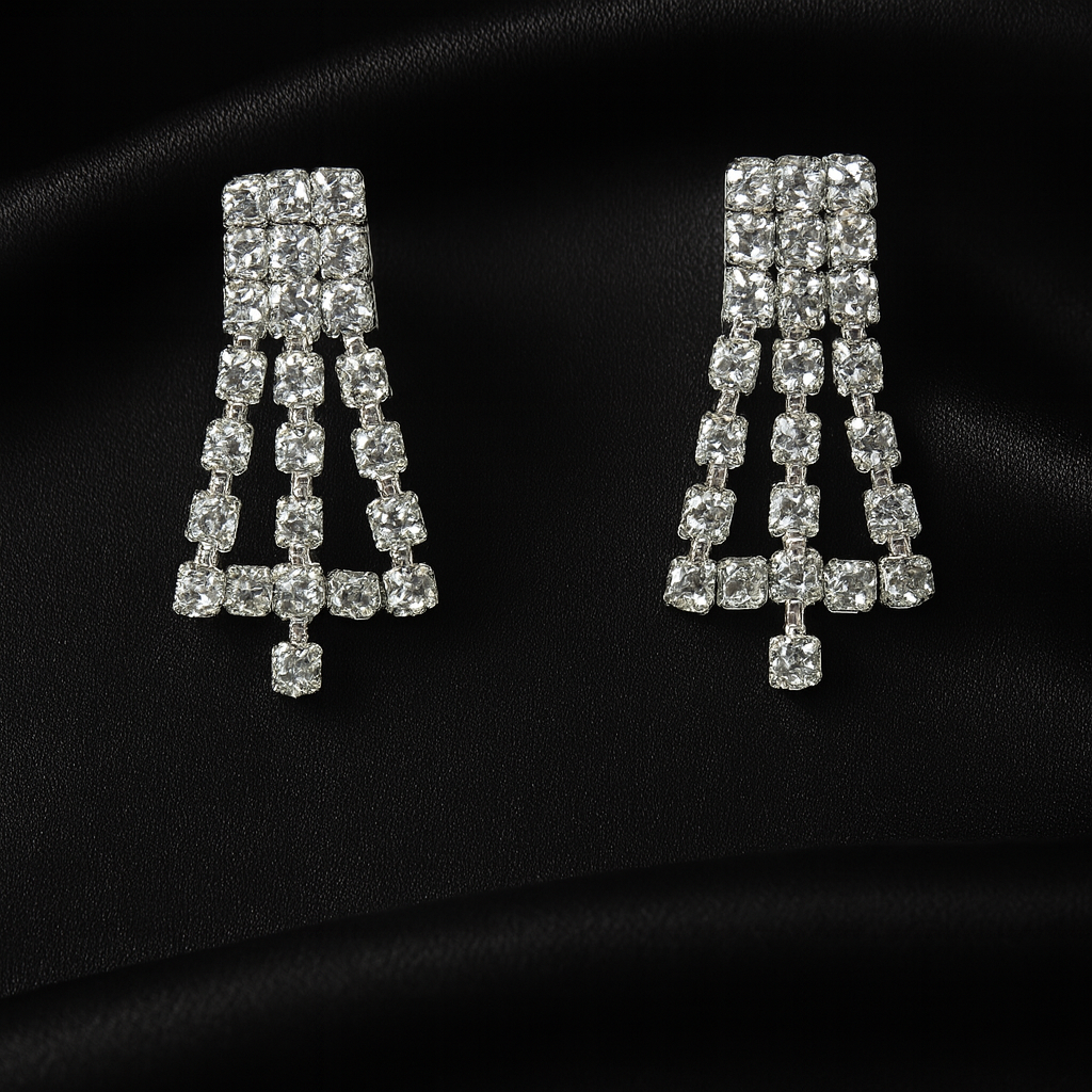 Elegant Diamond Chandelier Necklace Set